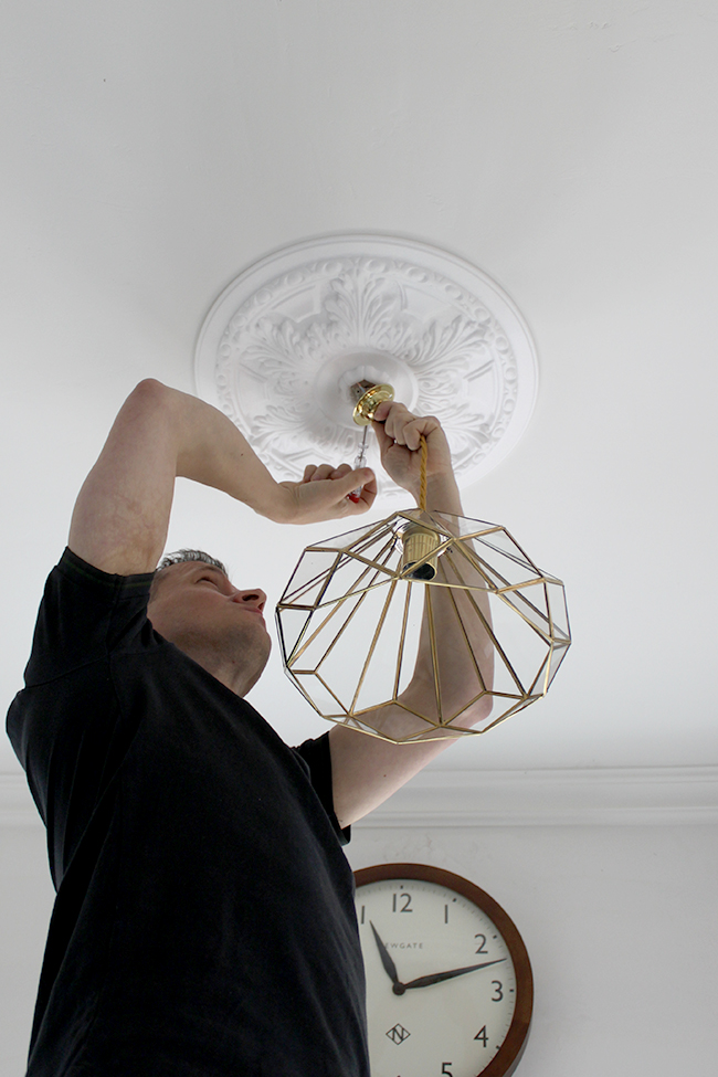 Installing the pendant