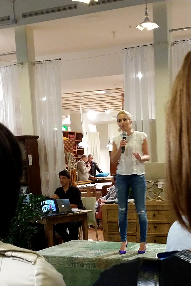 Delia Fischer of West Wing